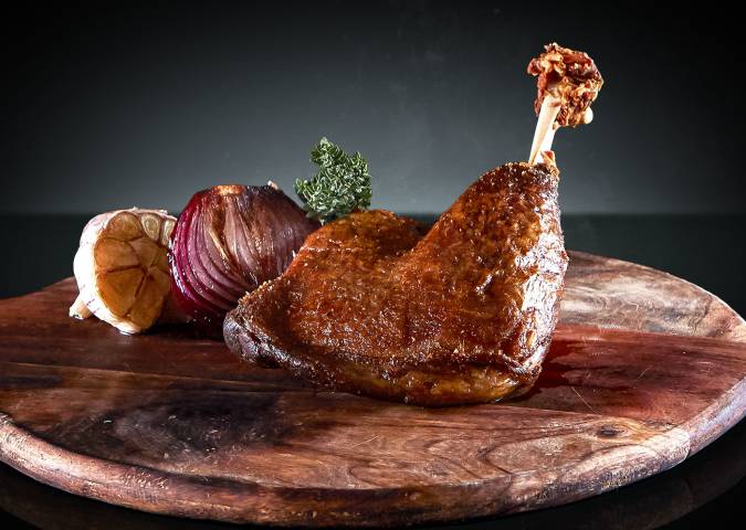 Gänsekeule in Pilzsoße schnell zubereiten | AUMAERK